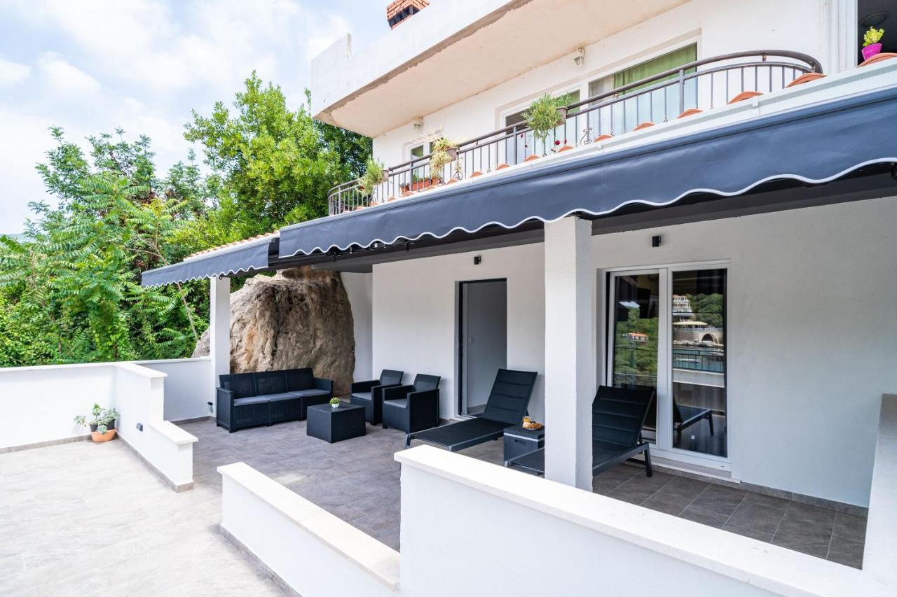 Hidden Gem Apartment Molunat Luaran gambar