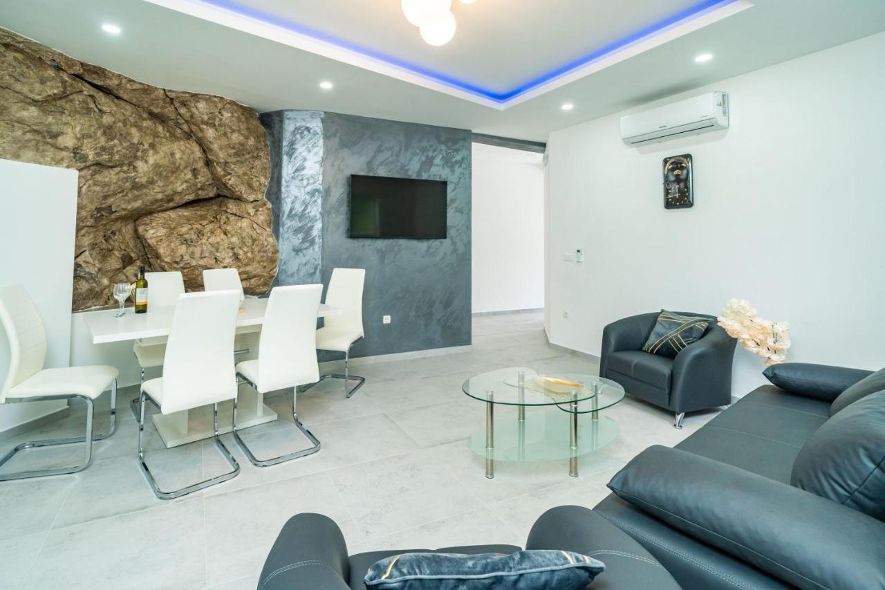 Hidden Gem Apartment Molunat Luaran gambar